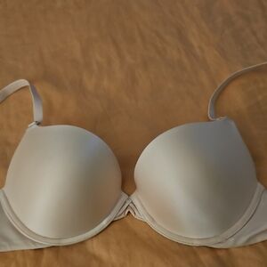 Elegant Pink Underwire Bra